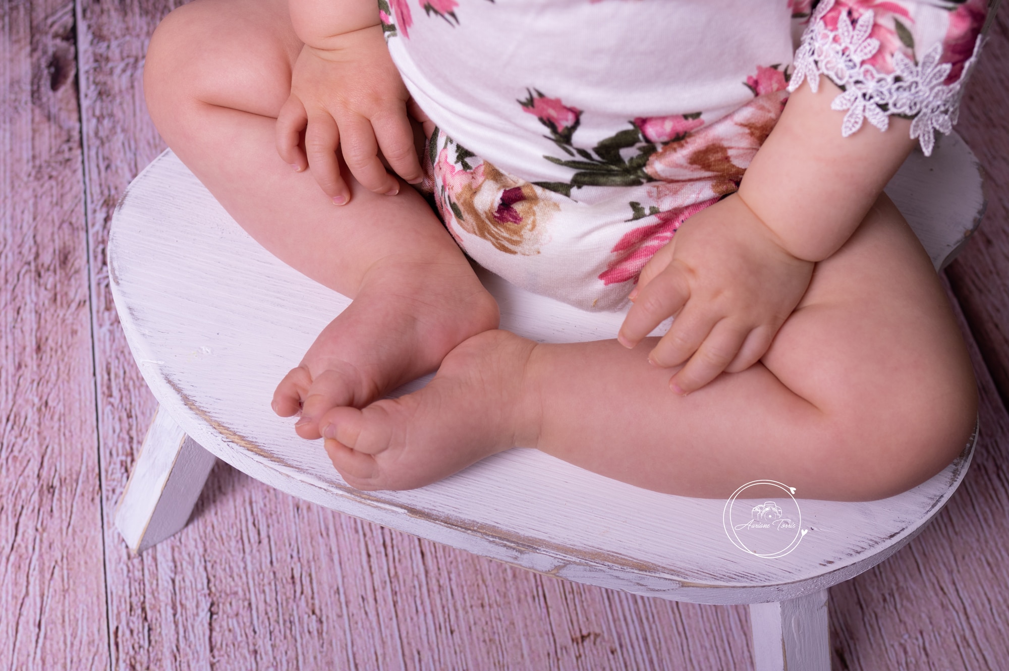 Photo des pieds d'un bébé de 11 mois