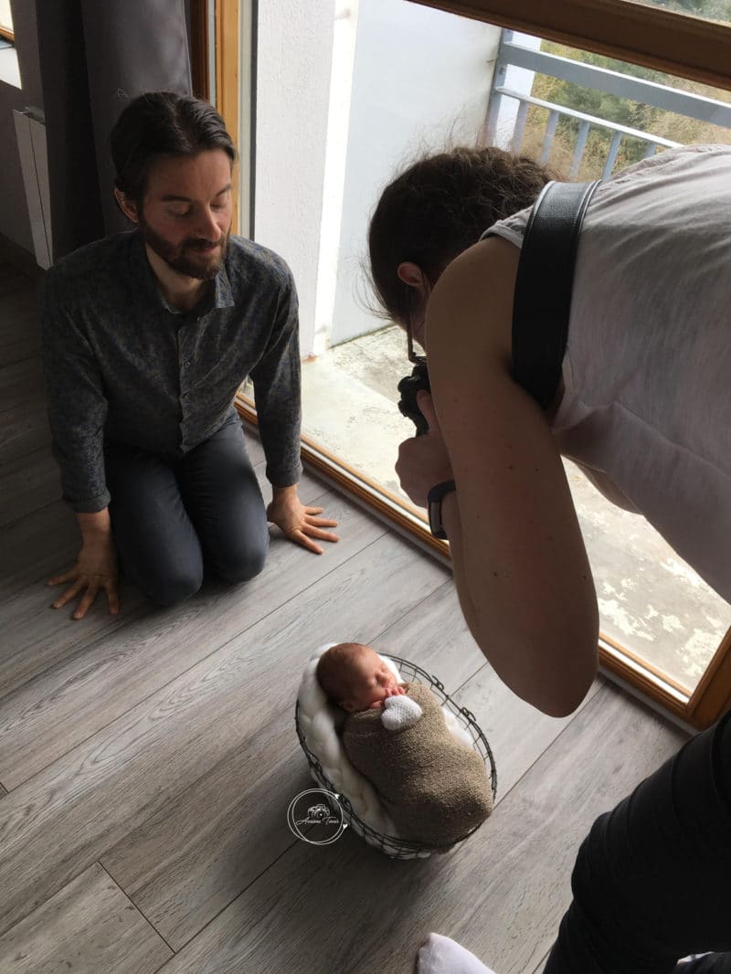 Photo de deux jumeaux avec leur Maman