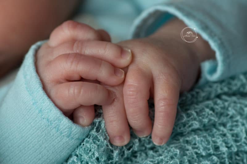 Photo de deux jumeaux avec leur Maman