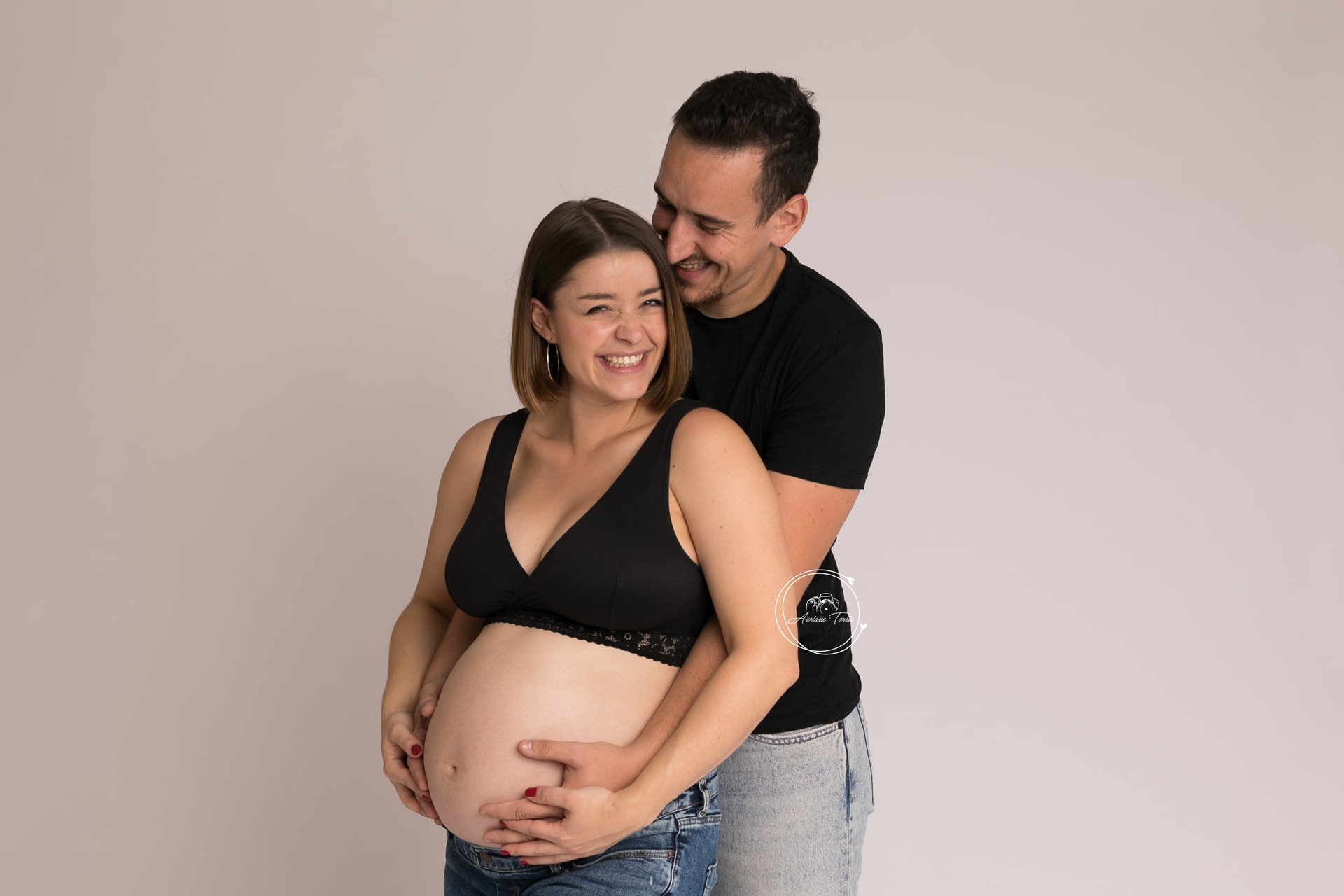 Photo d'un couple en Shooting Grossesse à St Etienne