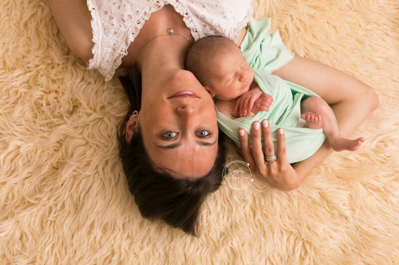 Photo d'une mère et son bébé