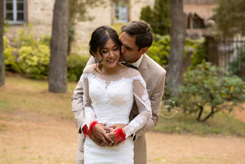 Photo d'un couple pendant leur mariage à Lyon