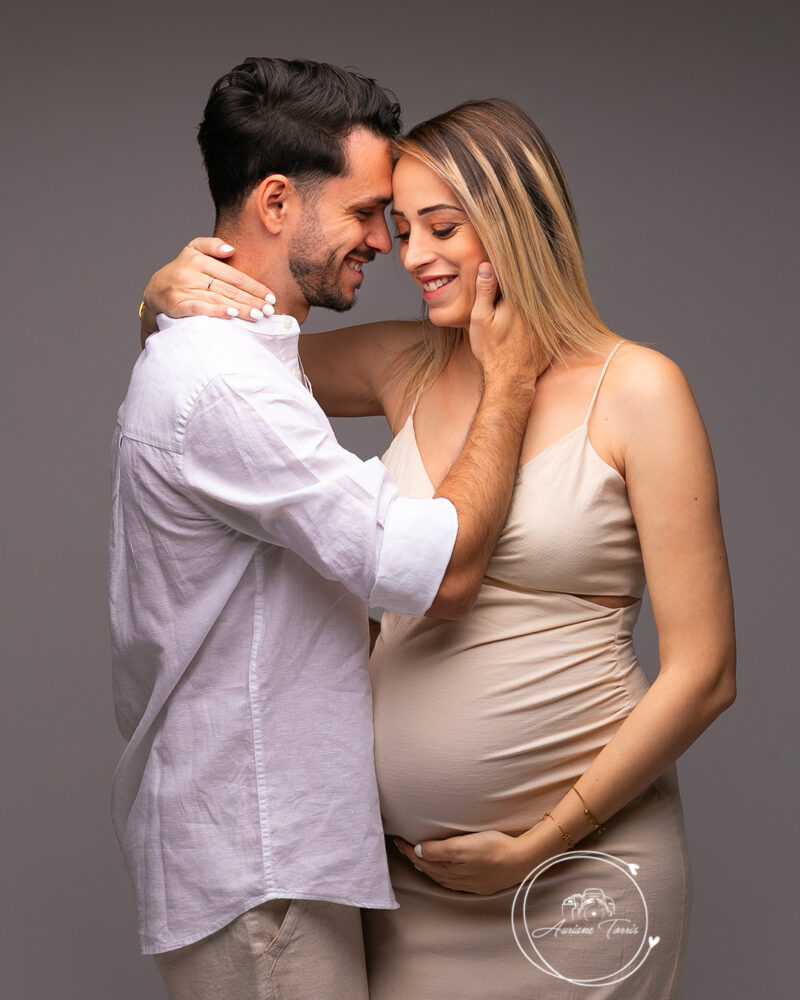 Séance Grossesse Studio, Photo de Couple - Saint-Etienne Montbrison Photographe Loire